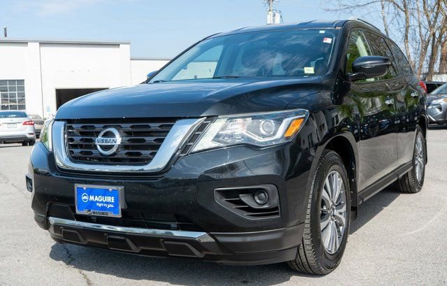 Used 2019 Nissan Pathfinder S AWD/4WD image 2