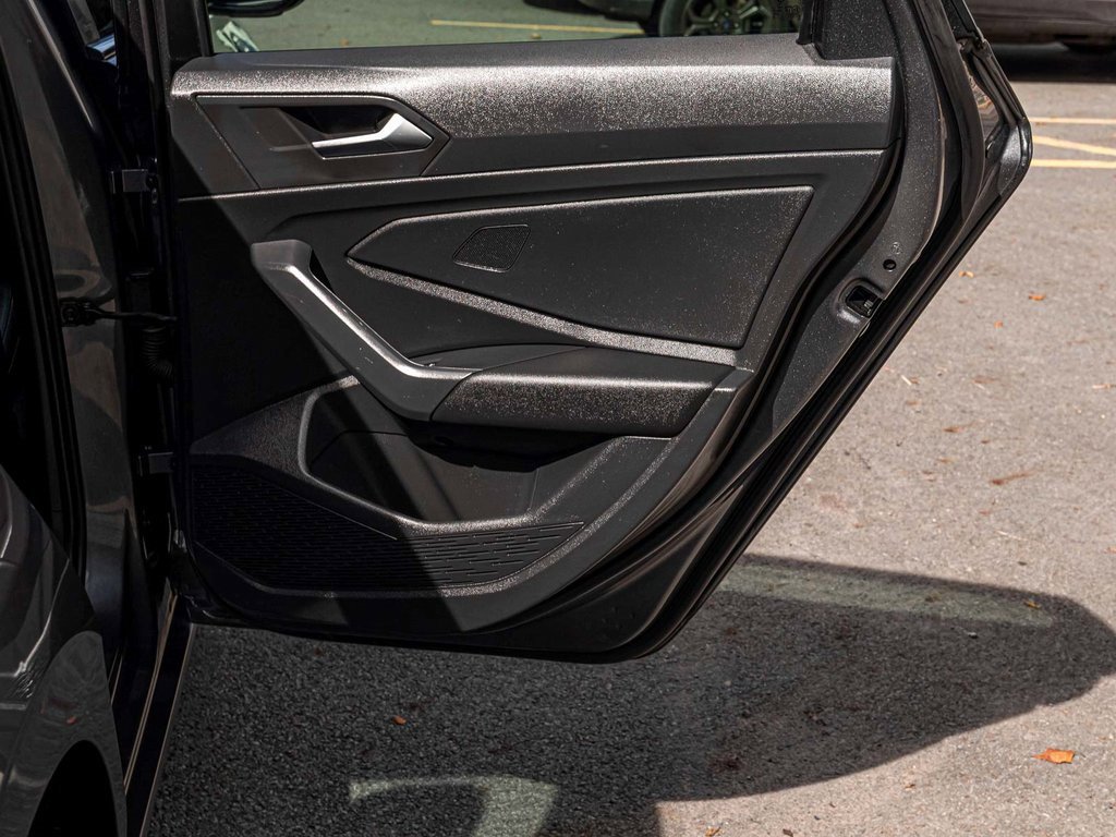 Used 2022 Volkswagen Jetta SEL image 14