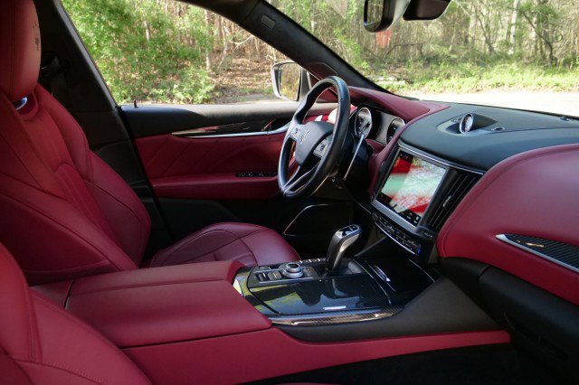 Used 2022 Maserati Levante Modena image 40