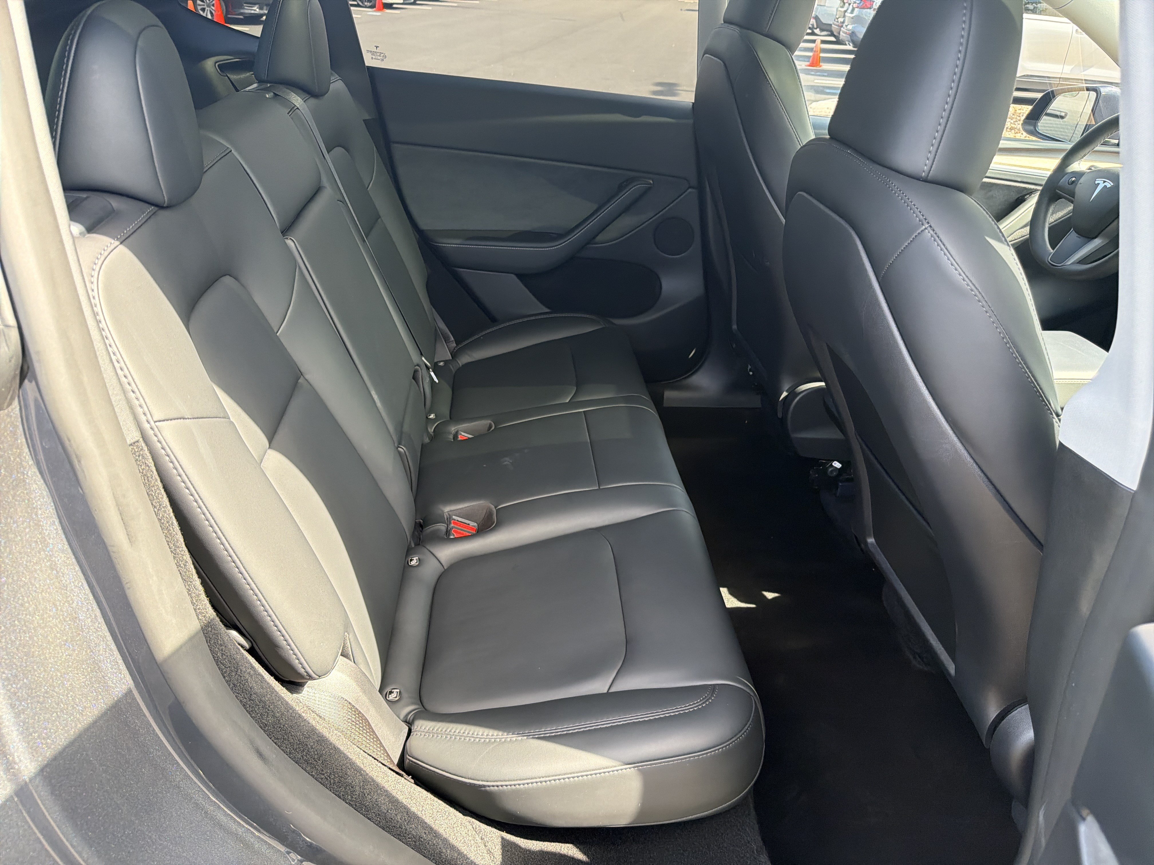 Used 2023 Tesla Model Y Long Range AWD/4WD image 15