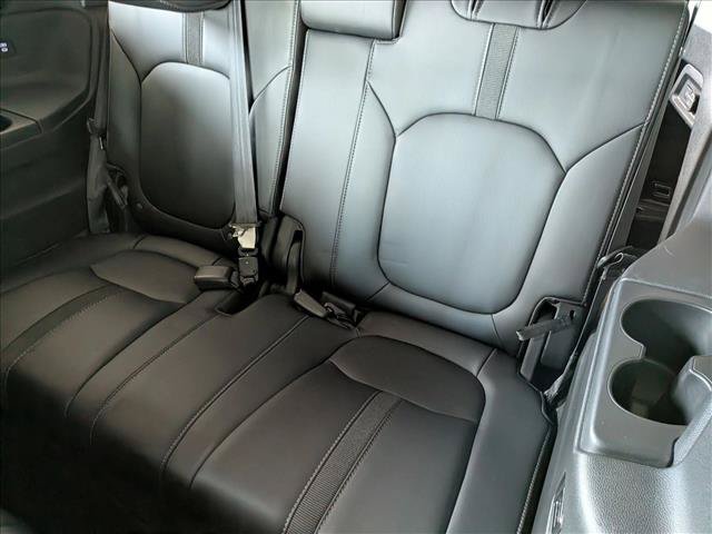 Used 2024 Honda Pilot Touring image 20