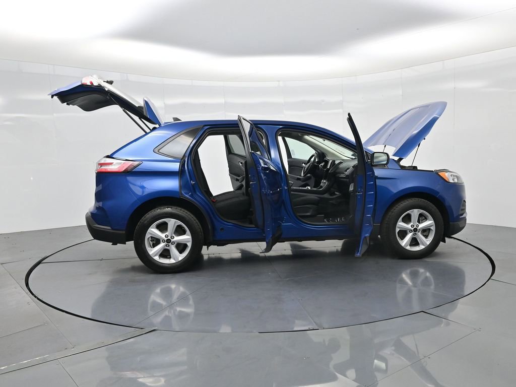 Used 2024 Ford Edge SE AWD/4WD image 3