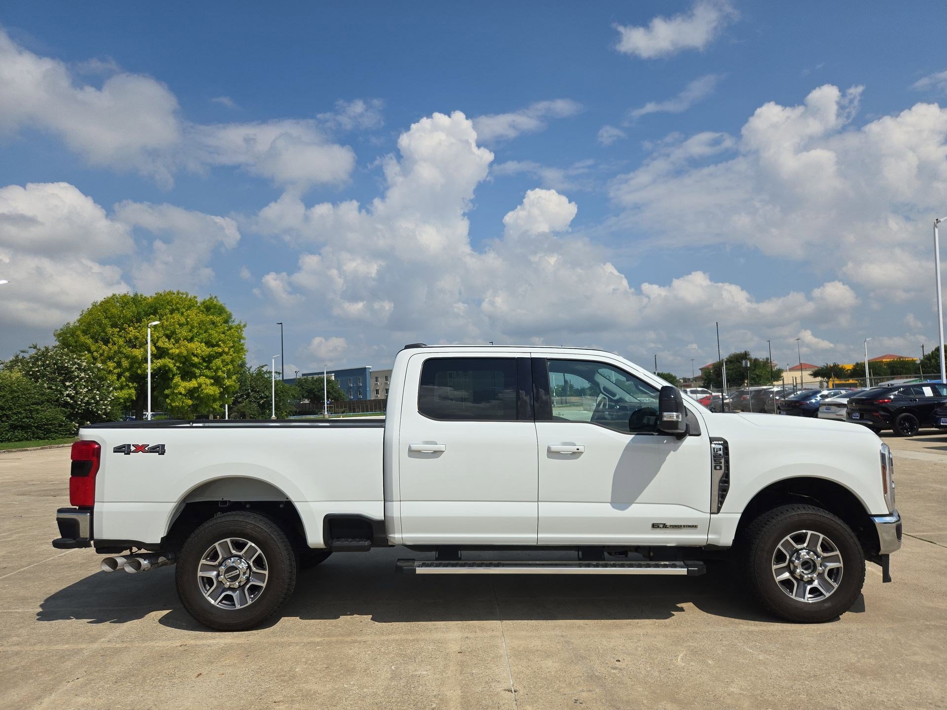 Used 2025 Ford F250 Lariat AWD/4WD image 2