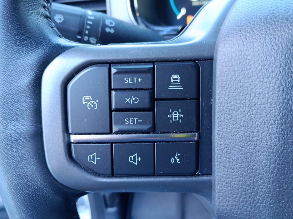 Used 2022 Ford F150 Lariat AWD/4WD image 14