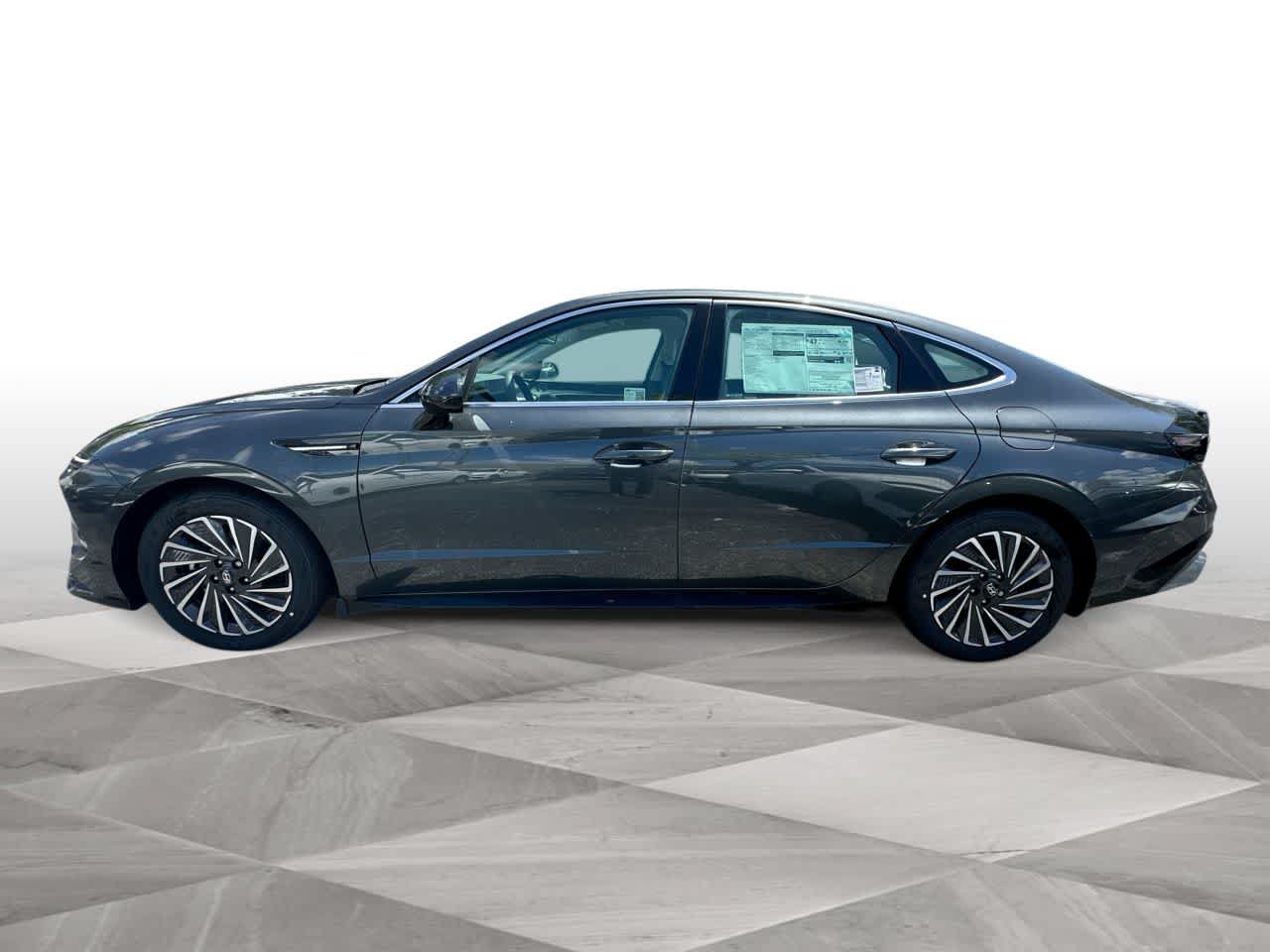 New 2025 Hyundai Sonata SEL FWD image 5