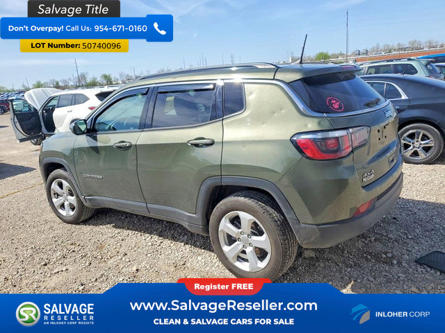 Used 2018 Jeep Compass Latitude w/ Popular Equipment Group AWD/4WD image 3