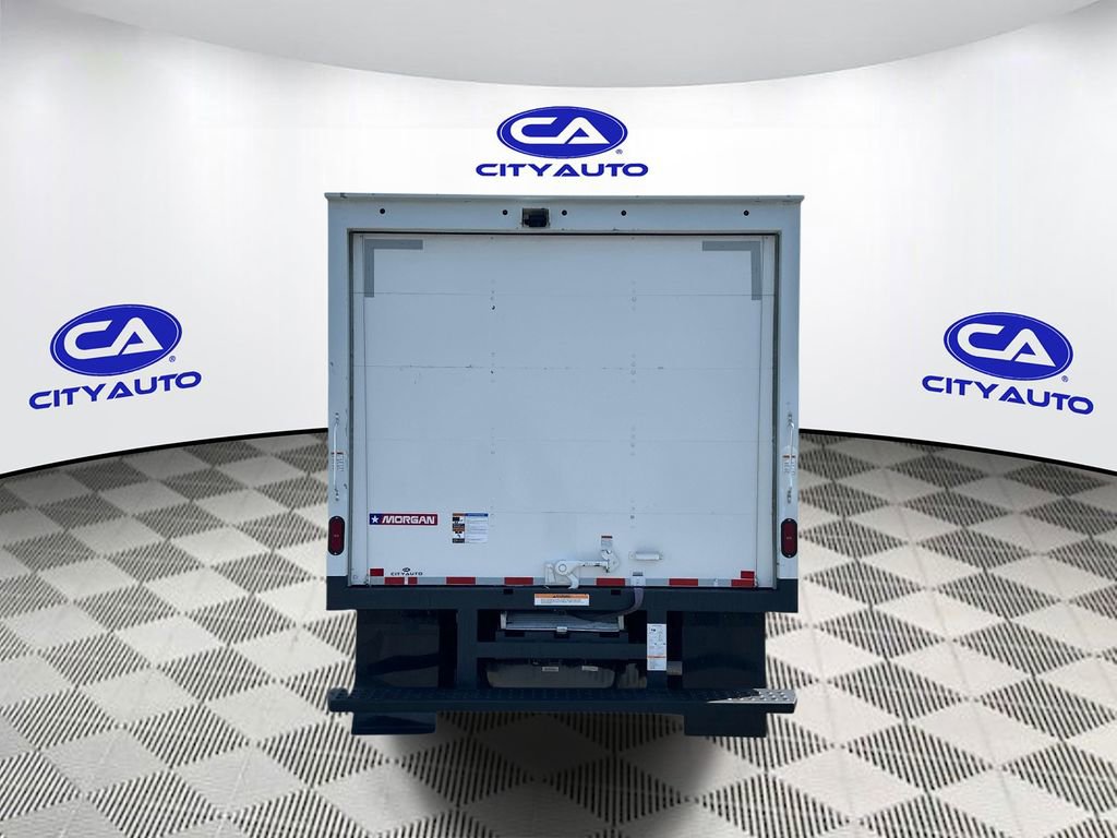 Used 2021 Ford E-450 and Econoline 450 Super Duty w/ Power Windows & Locks Group RWD image 5