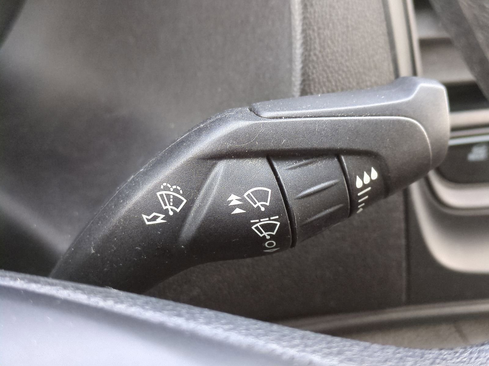 Used 2024 Ford Transit 250 Low Roof w/ Exterior Upgrade Package image 26