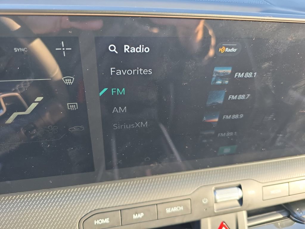 New 2025 Kia K4 GT-Line image 14