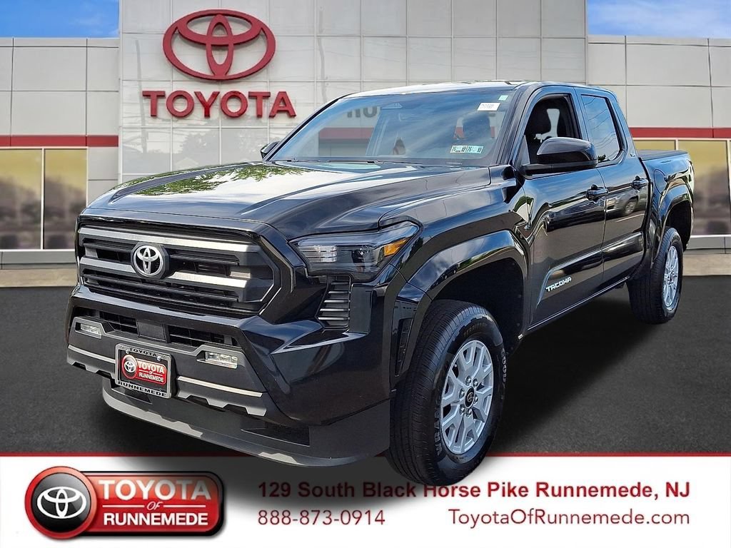 Certified 2026 Toyota Tacoma SR5 AWD/4WD image 3