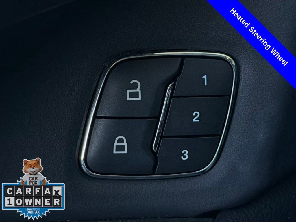 Used 2023 Ford Expedition XLT image 27