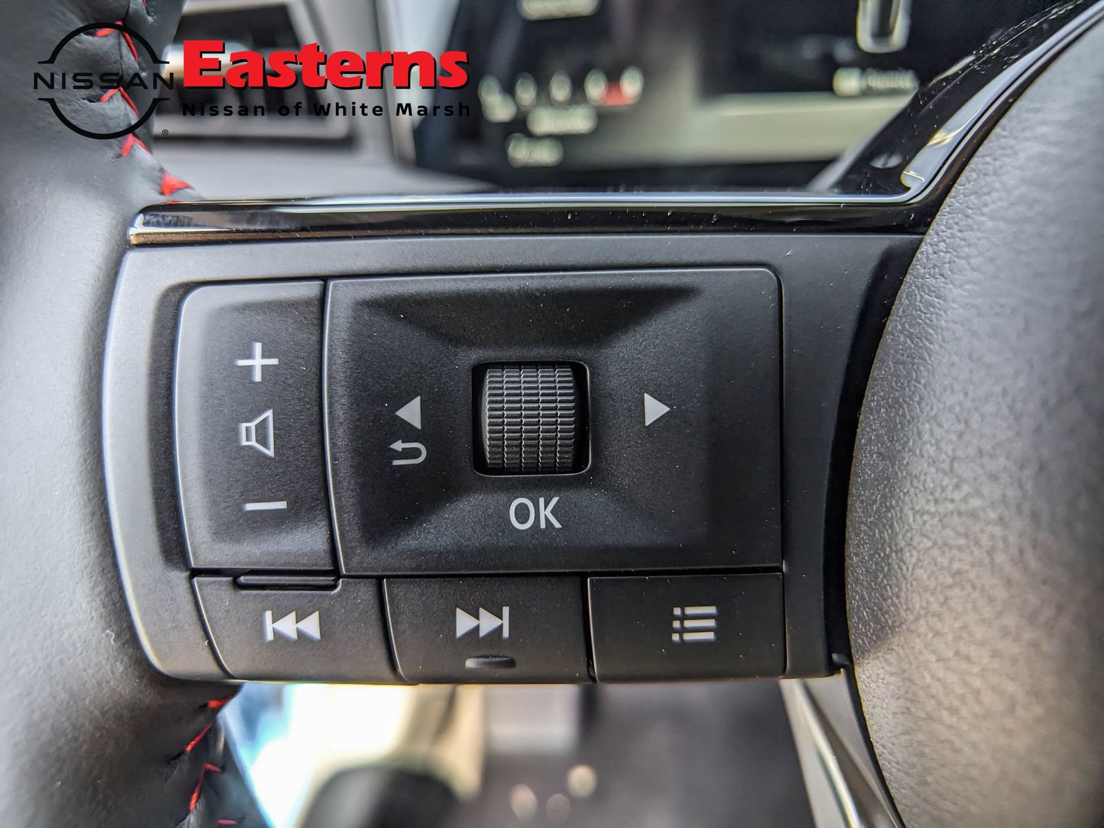 New 2026 Nissan Kicks SR w/ Cold Weather Package AWD/4WD image 17