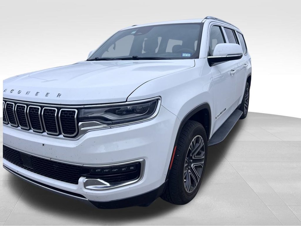 Used 2022 Jeep Wagoneer Series III RWD image 2