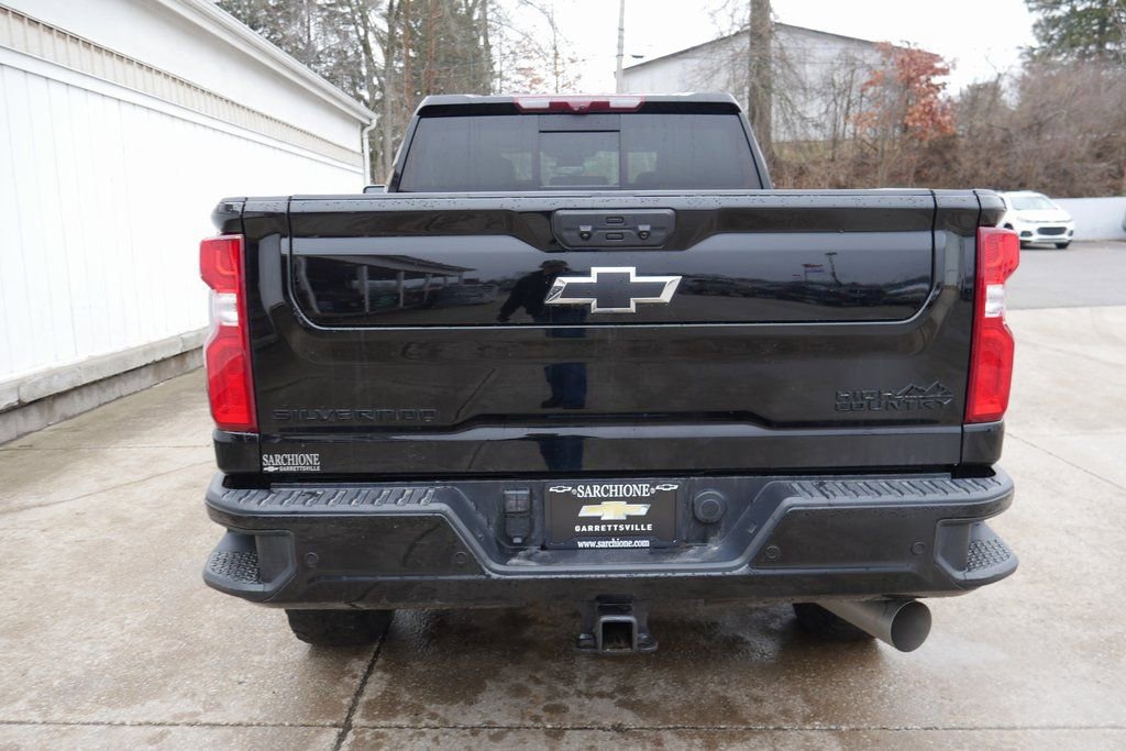 Used 2024 Chevrolet Silverado 2500 High Country w/ High Country Premium Package image 6