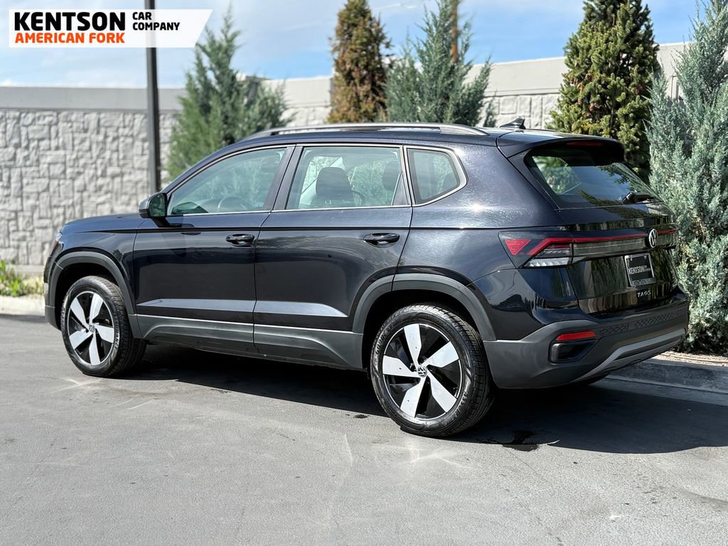 Used 2025 Volkswagen Taos S AWD/4WD image 5