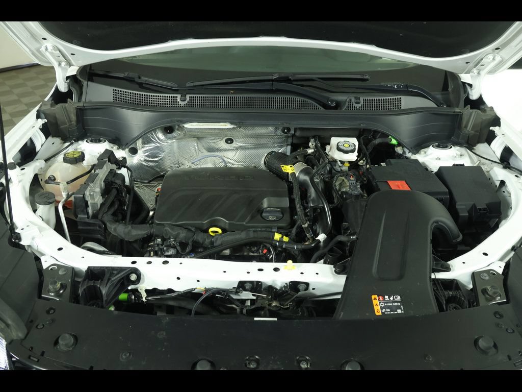 Used 2025 Chevrolet Trax RS w/ Driver Confidence Package FWD image 17