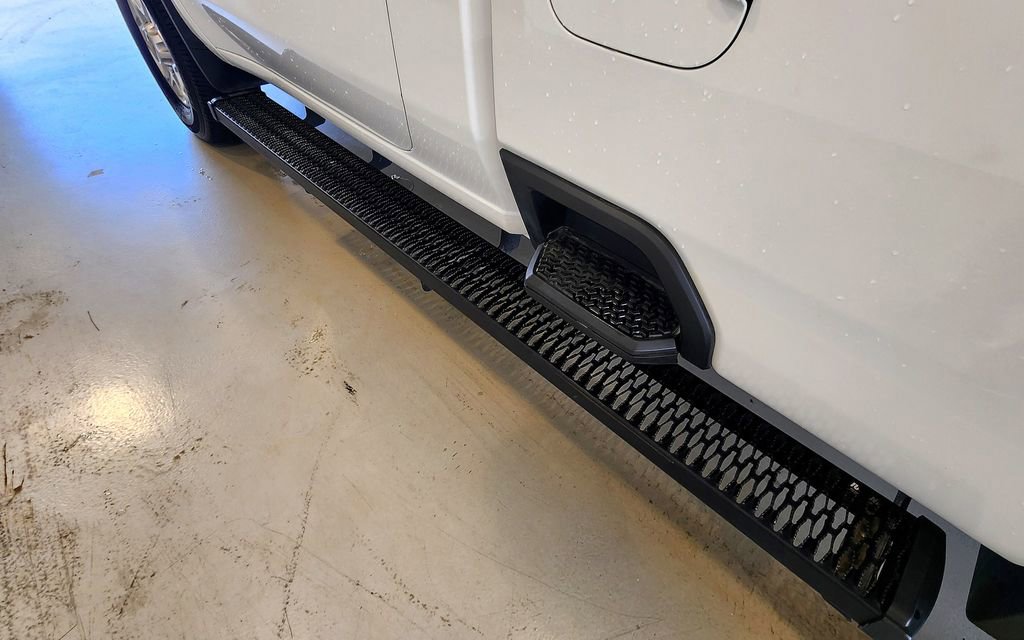 Used 2022 Chevrolet Silverado 3500 LT w/ Convenience Package image 6