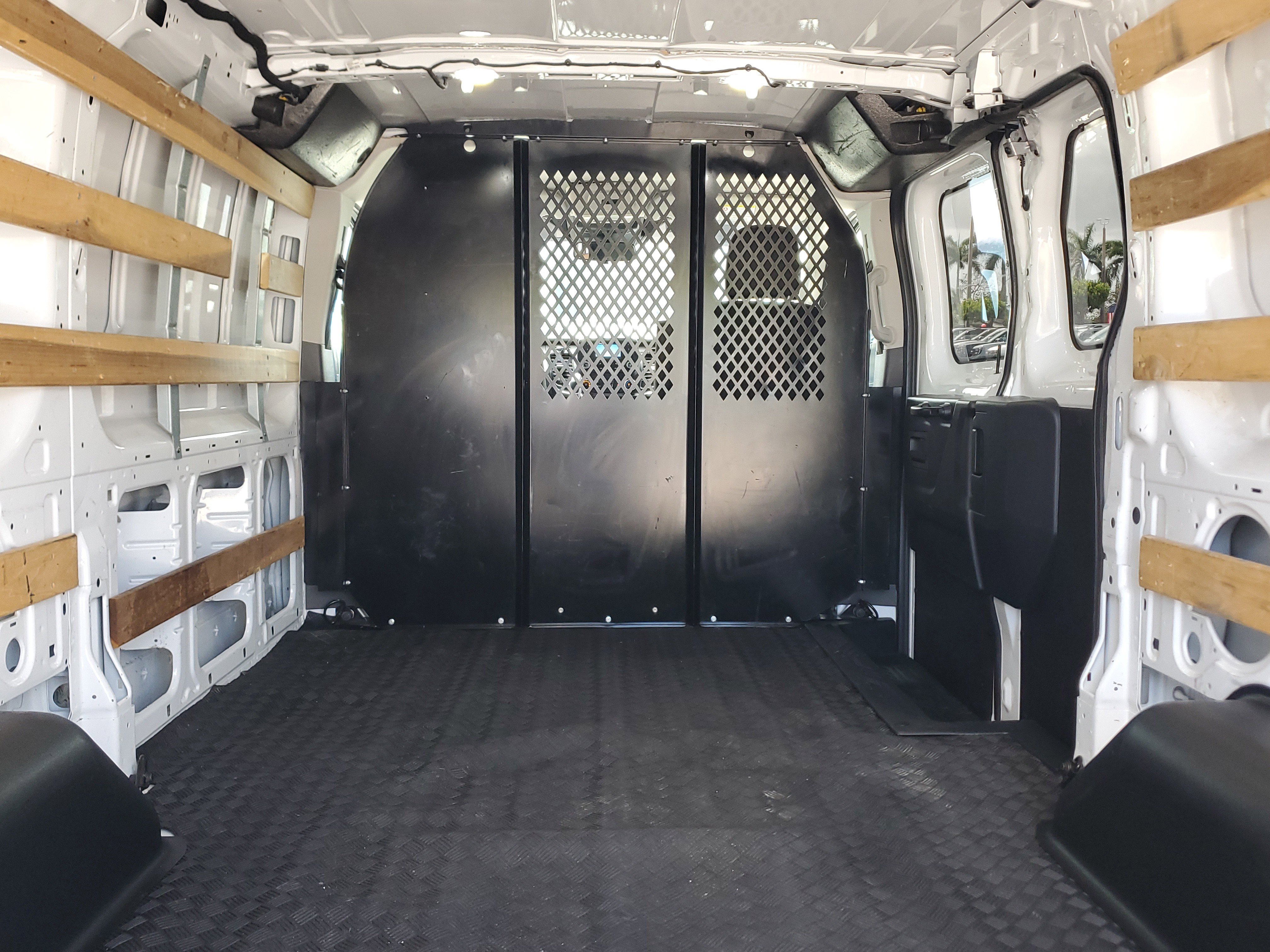 Used 2022 Ford Transit 250 Low Roof w/ Exterior Upgrade Package image 11