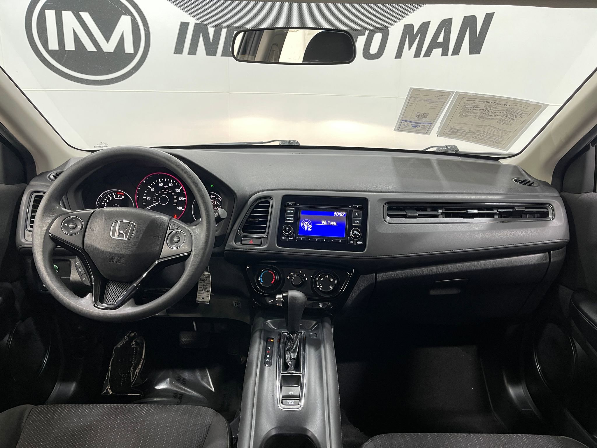 Used 2017 Honda HR-V LX image 17