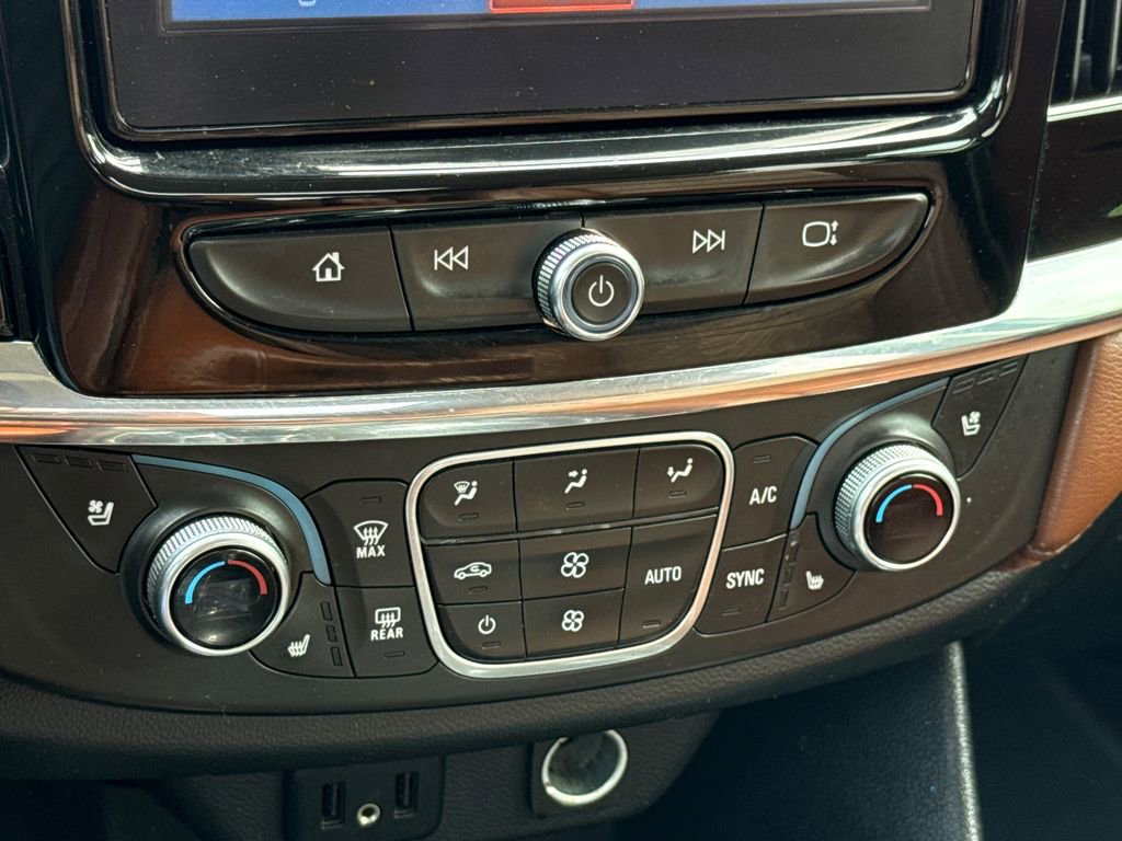 Used 2018 Chevrolet Traverse High Country image 29