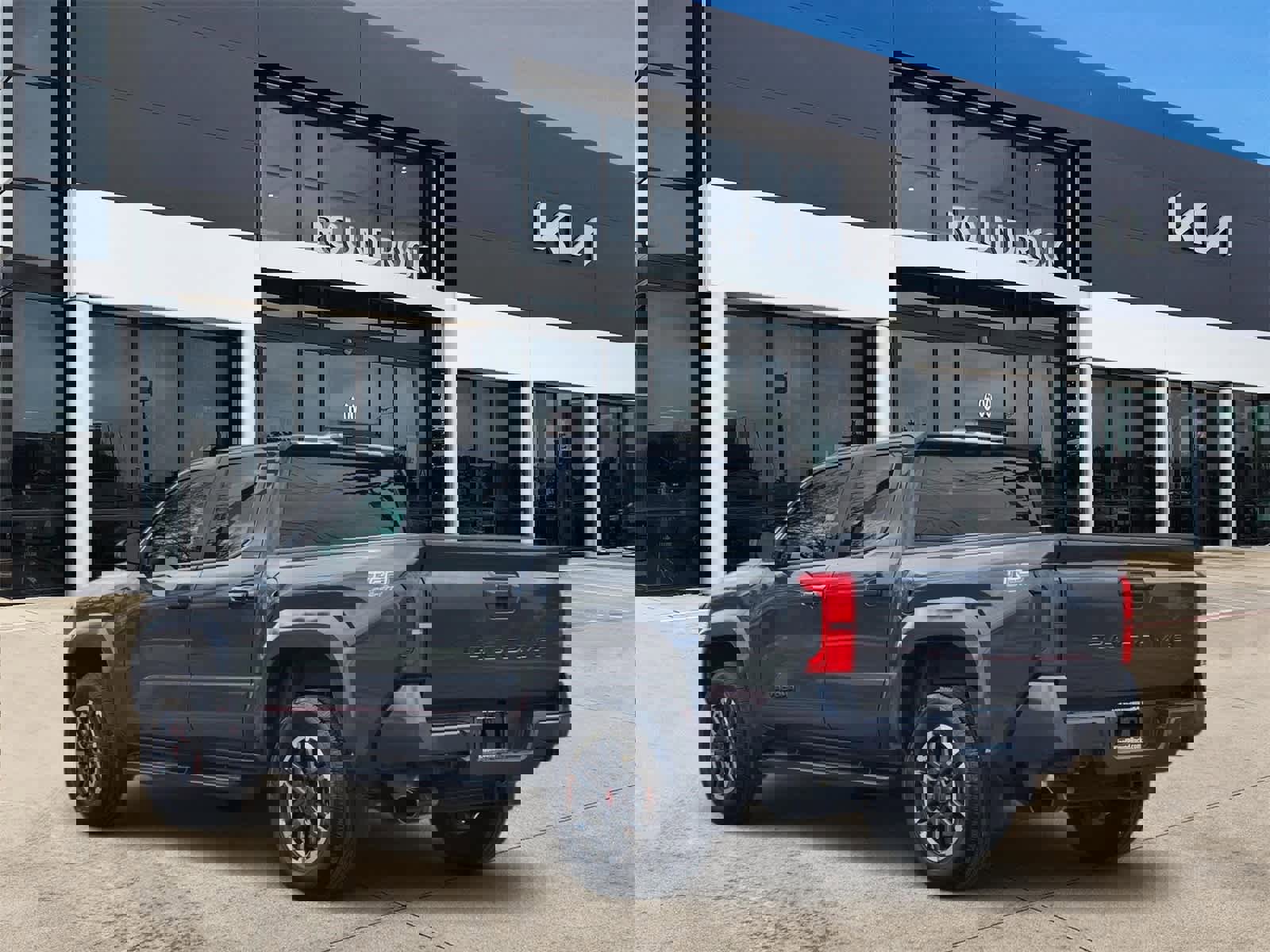 Used 2024 Toyota Tacoma TRD Sport image 6