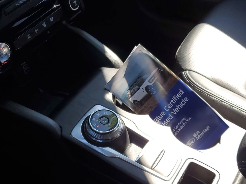 Certified 2025 Ford Escape Platinum image 24