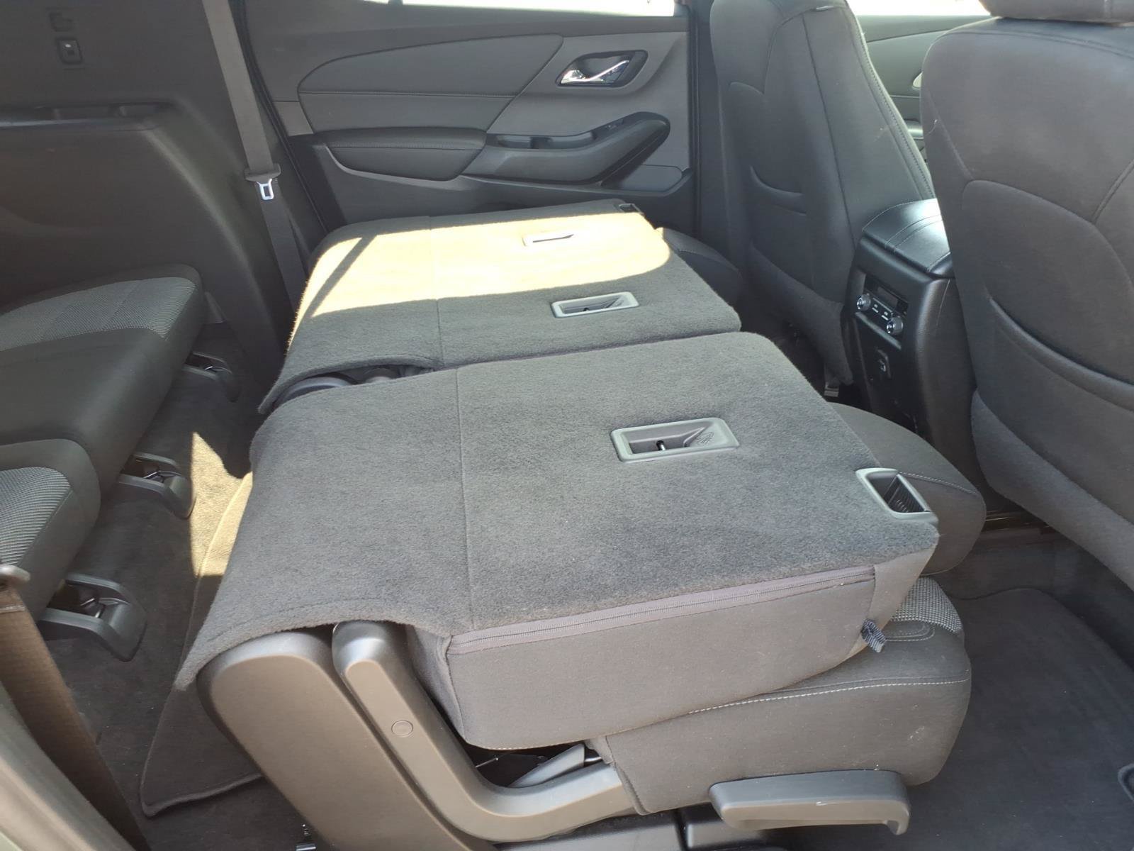 Used 2023 Chevrolet Traverse LT AWD/4WD image 28
