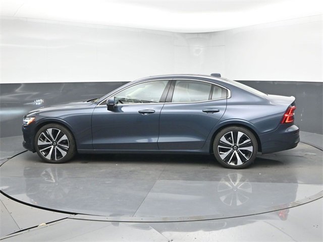 Used 2023 Volvo S60 B5 Ultimate w/ Climate Package image 5