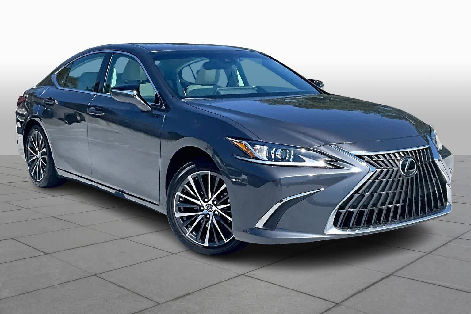 Used 2023 Lexus ES 350 w/ Premium Package image 3