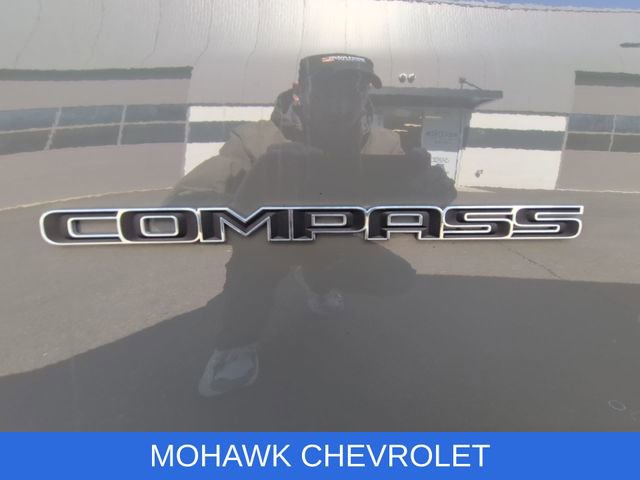 Used 2023 Jeep Compass Latitude AWD/4WD image 31
