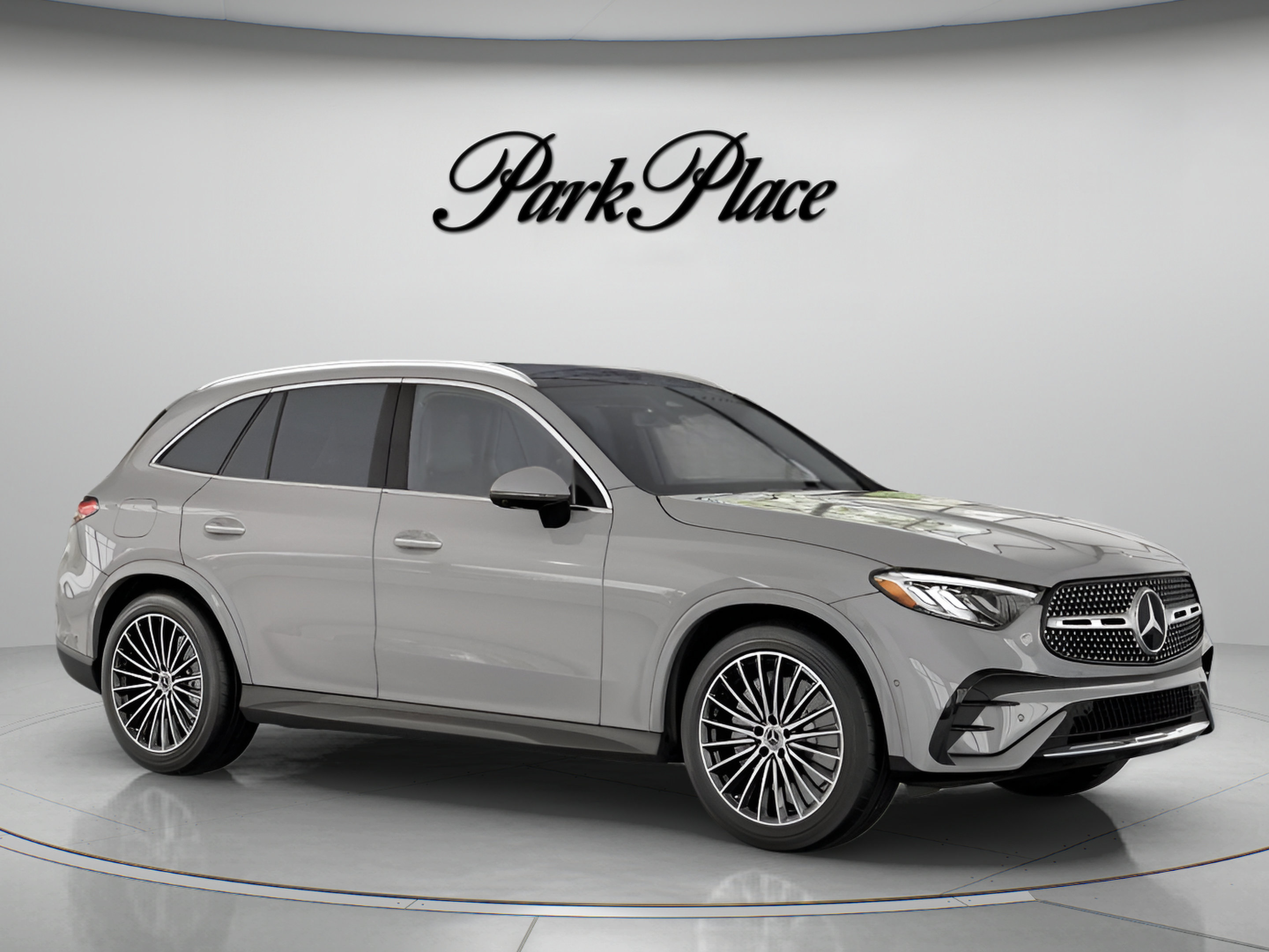 Used 2026 Mercedes-Benz GLC 300 image 31