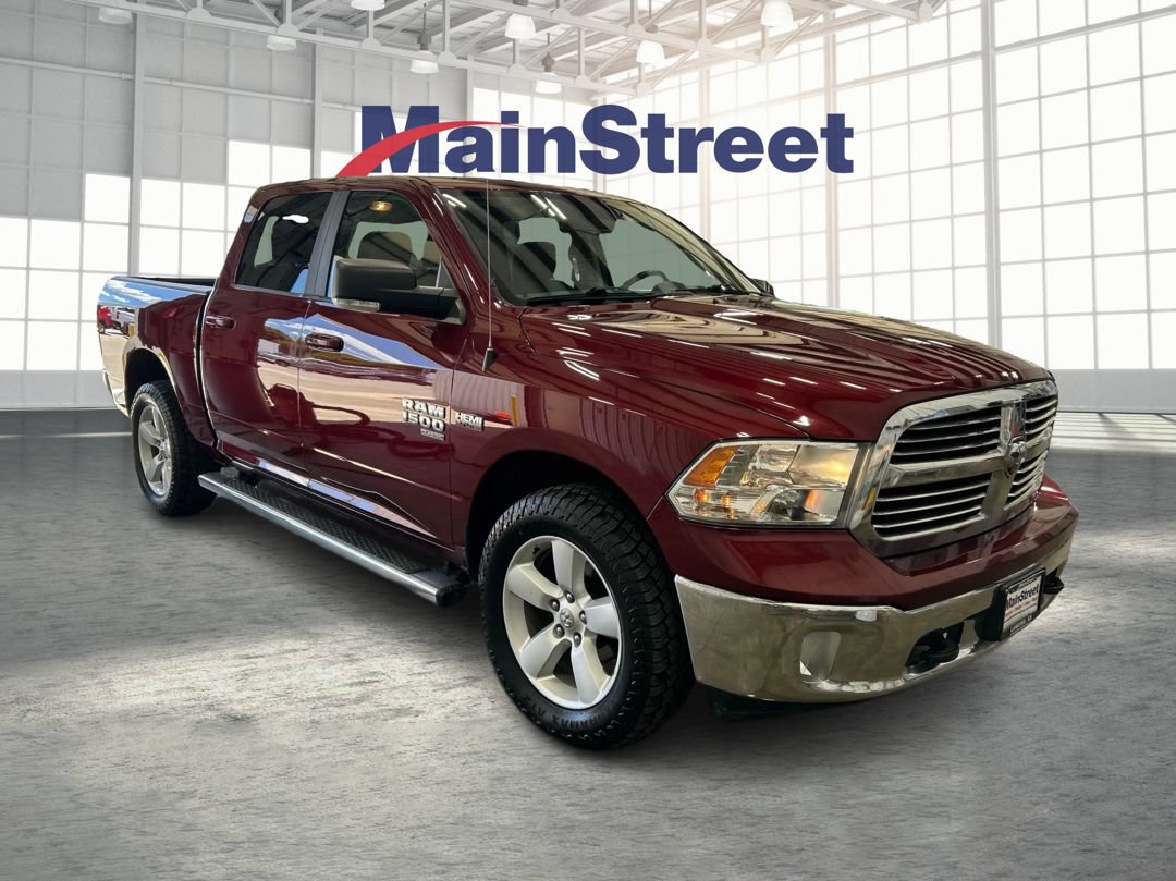Used 2019 RAM 1500 Classic SLT w/ SLT Plus D←cor Group AWD/4WD image 7