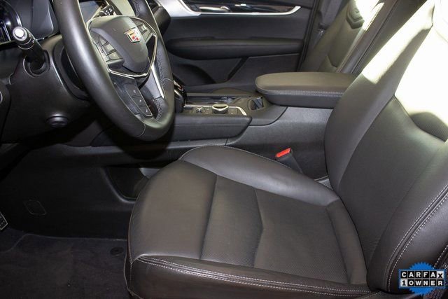 Certified 2025 Cadillac XT5 Premium Luxury image 18