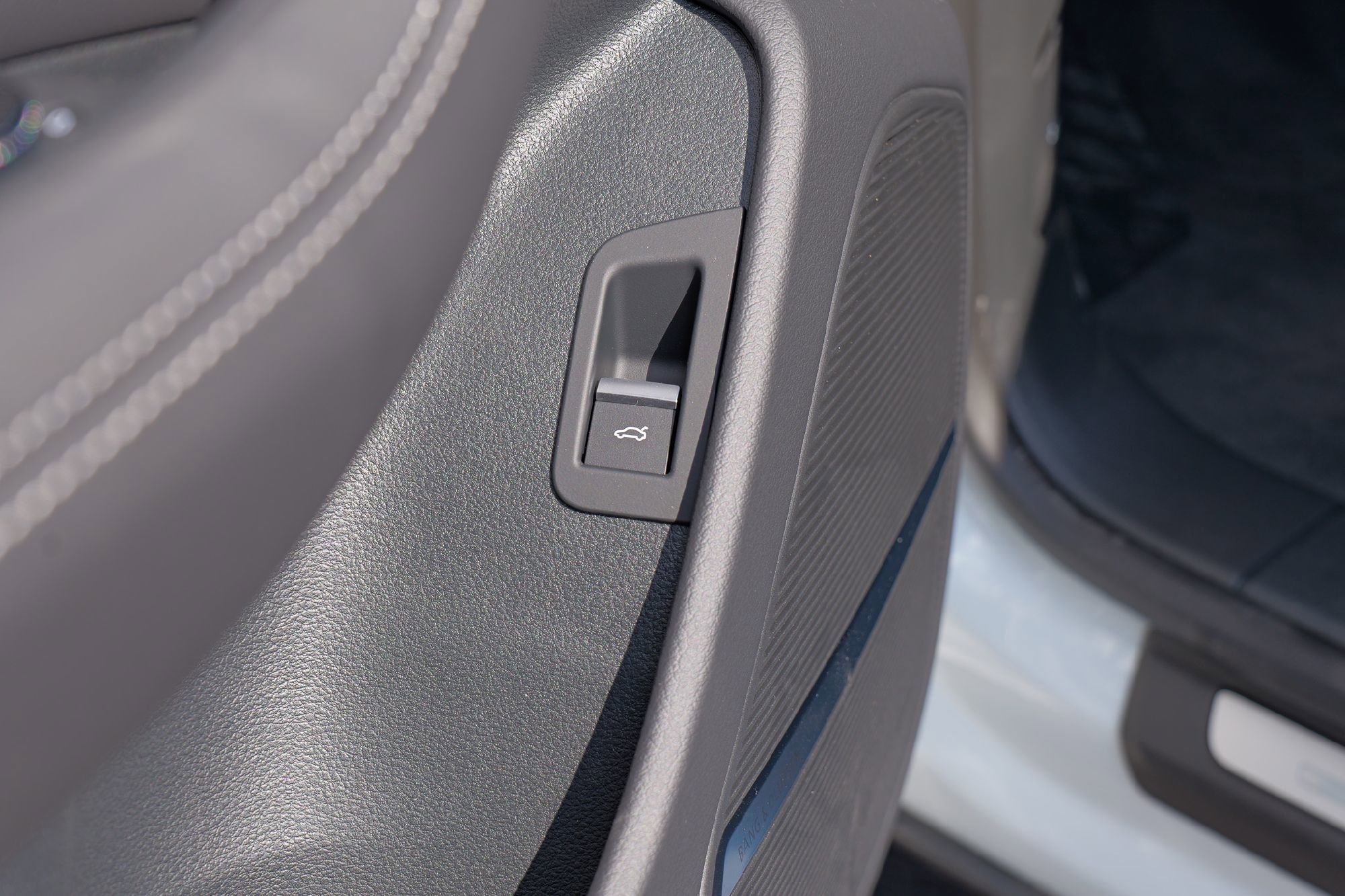 New 2025 Audi Q8 Premium Plus image 32