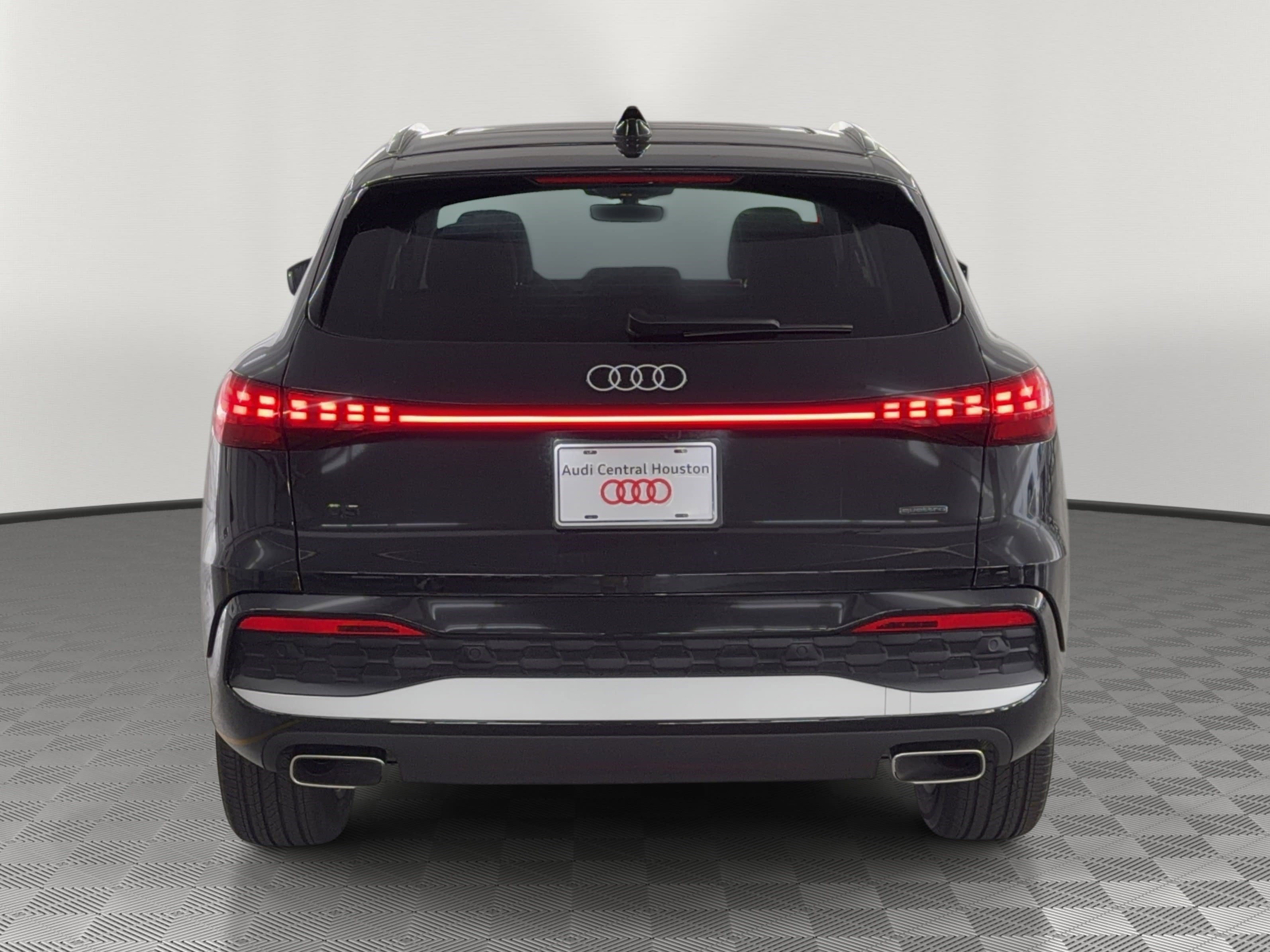 Certified 2025 Audi Q5 Premium Plus w/ Premium Plus image 10