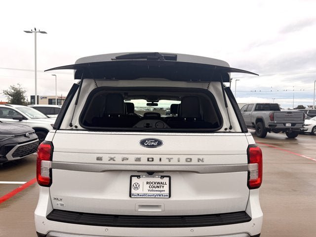 Used 2024 Ford Expedition XLT RWD image 24