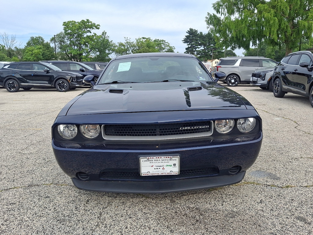 Used 2014 Dodge Challenger SXT RWD image 8