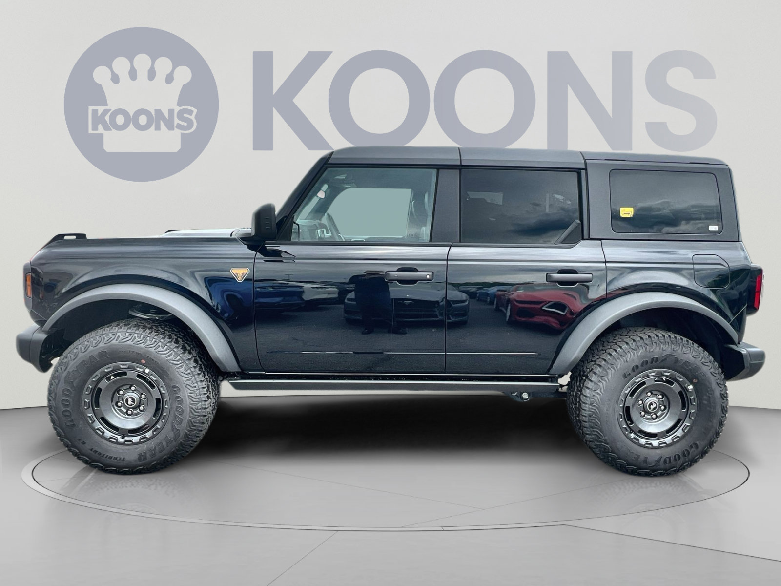 New 2025 Ford Bronco Badlands w/ Sasquatch Package AWD/4WD image 7