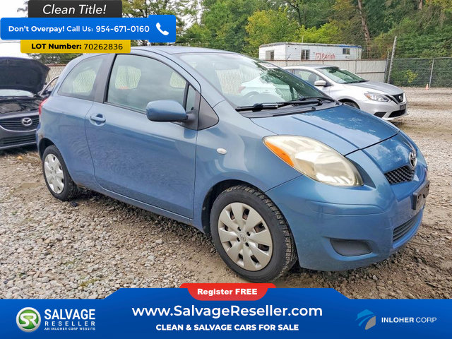 Used 2010 Toyota Yaris 2-Door Hatchback FWD image 5