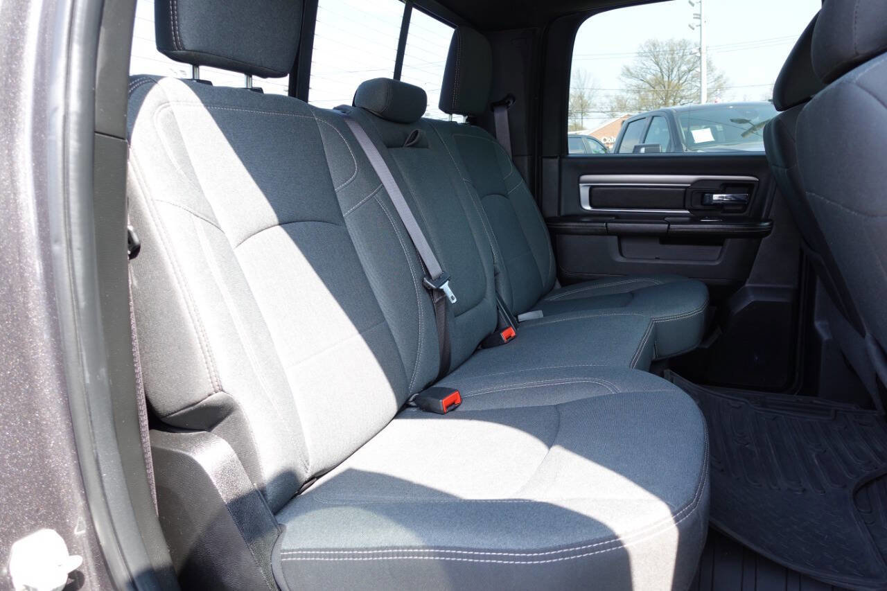 Used 2023 RAM 1500 Classic Warlock image 27