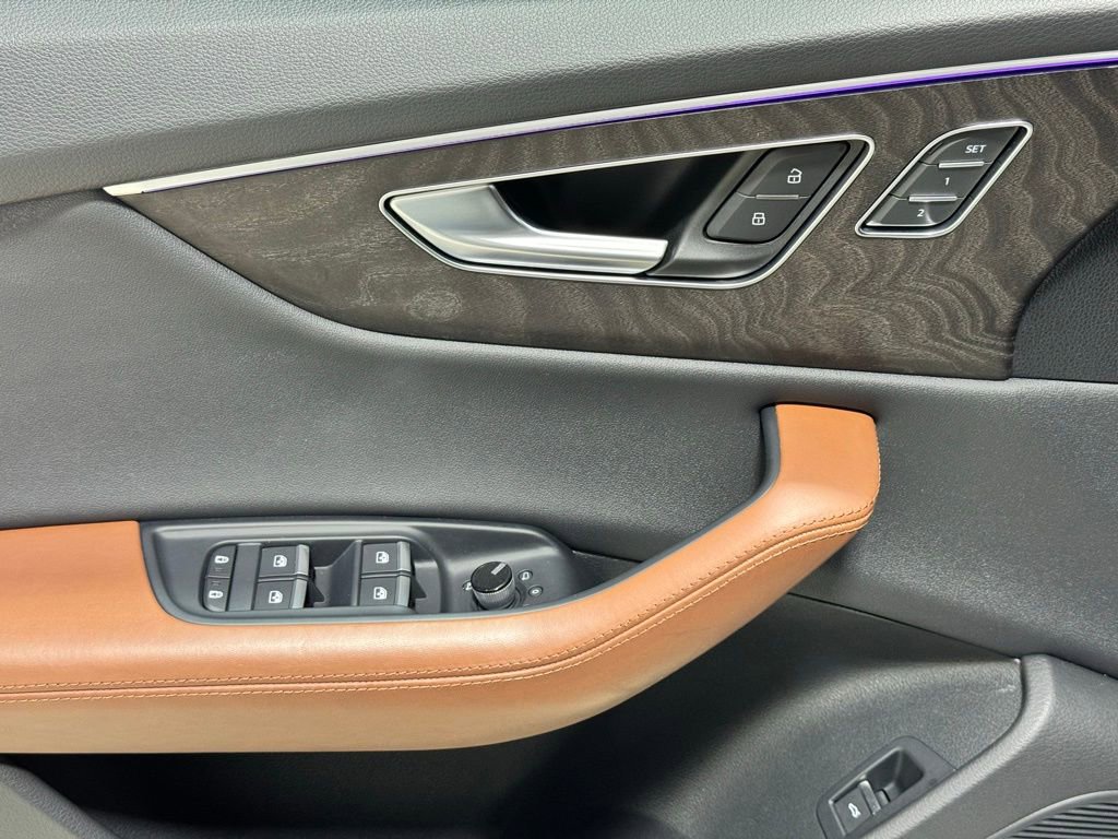 Used 2022 Audi Q8 Prestige image 14