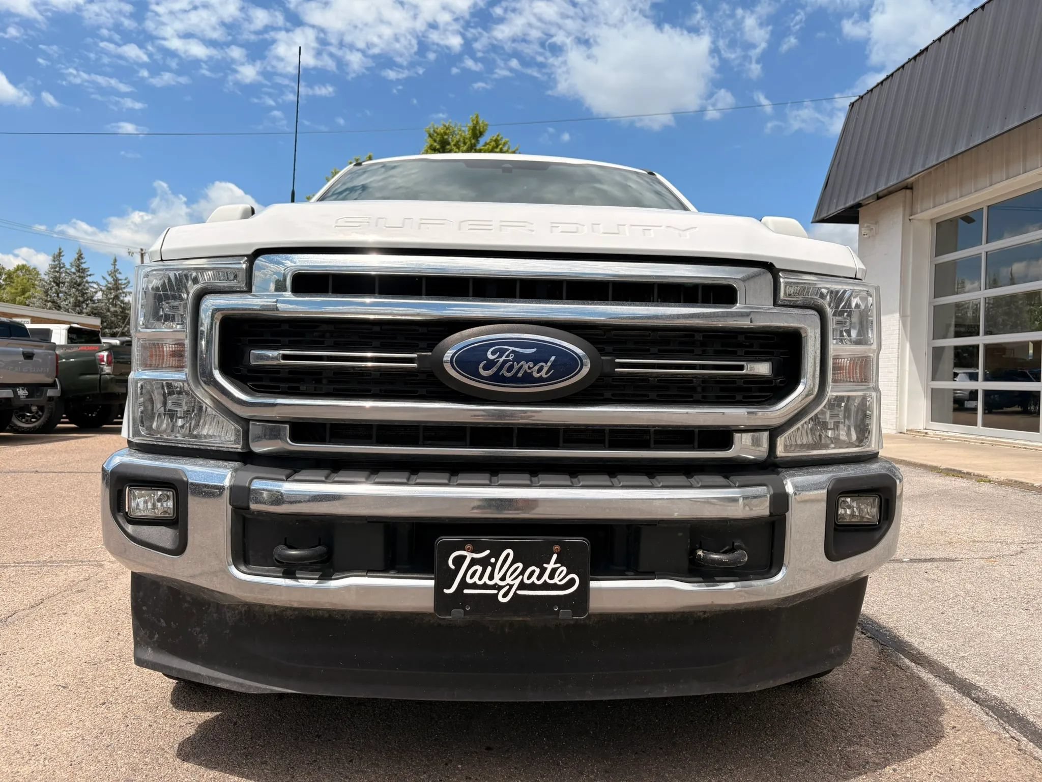 Used 2022 Ford F250 Lariat w/ Lariat Value Package AWD/4WD image 3