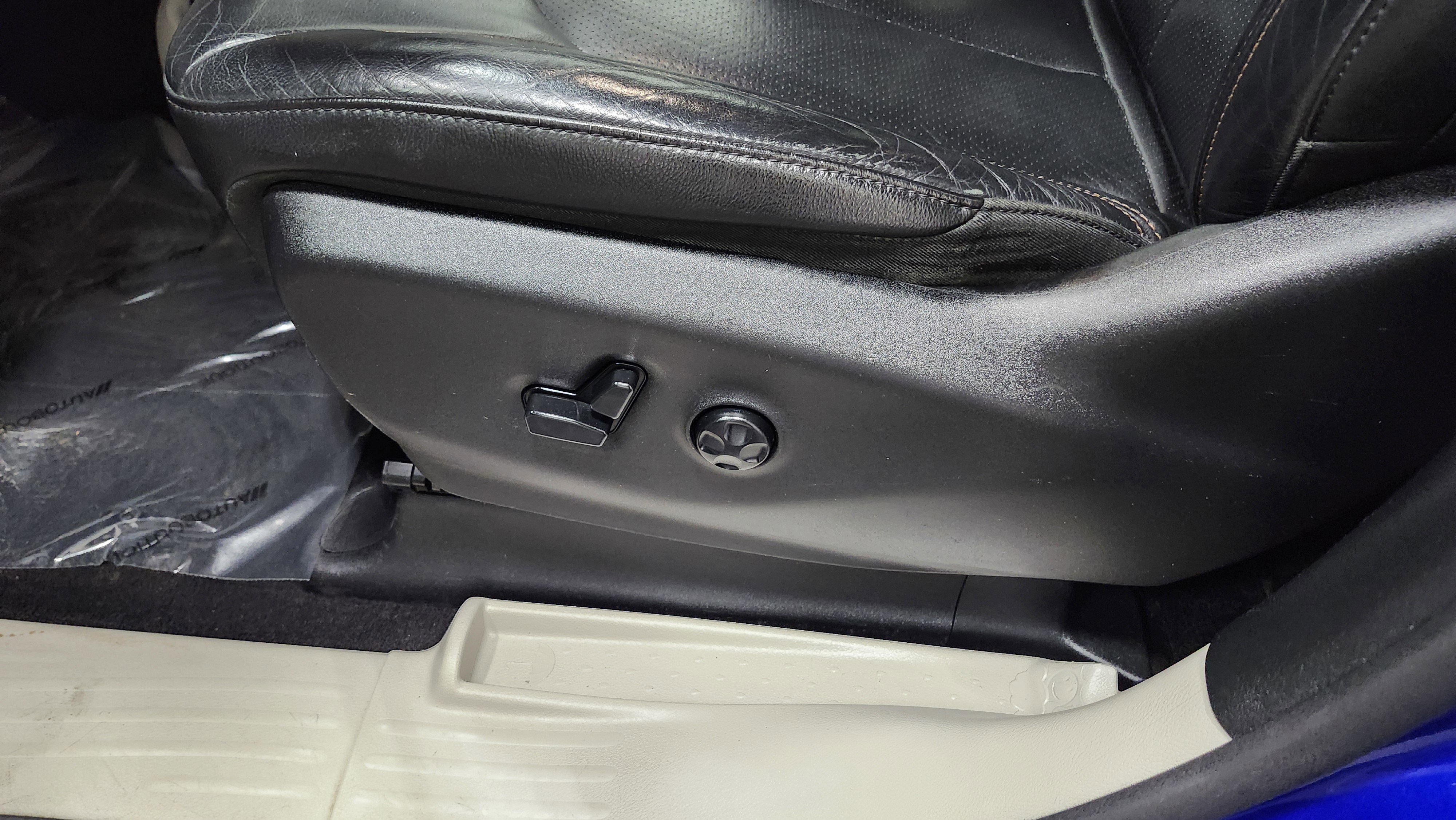 Used 2018 Chrysler Pacifica Touring-L image 21