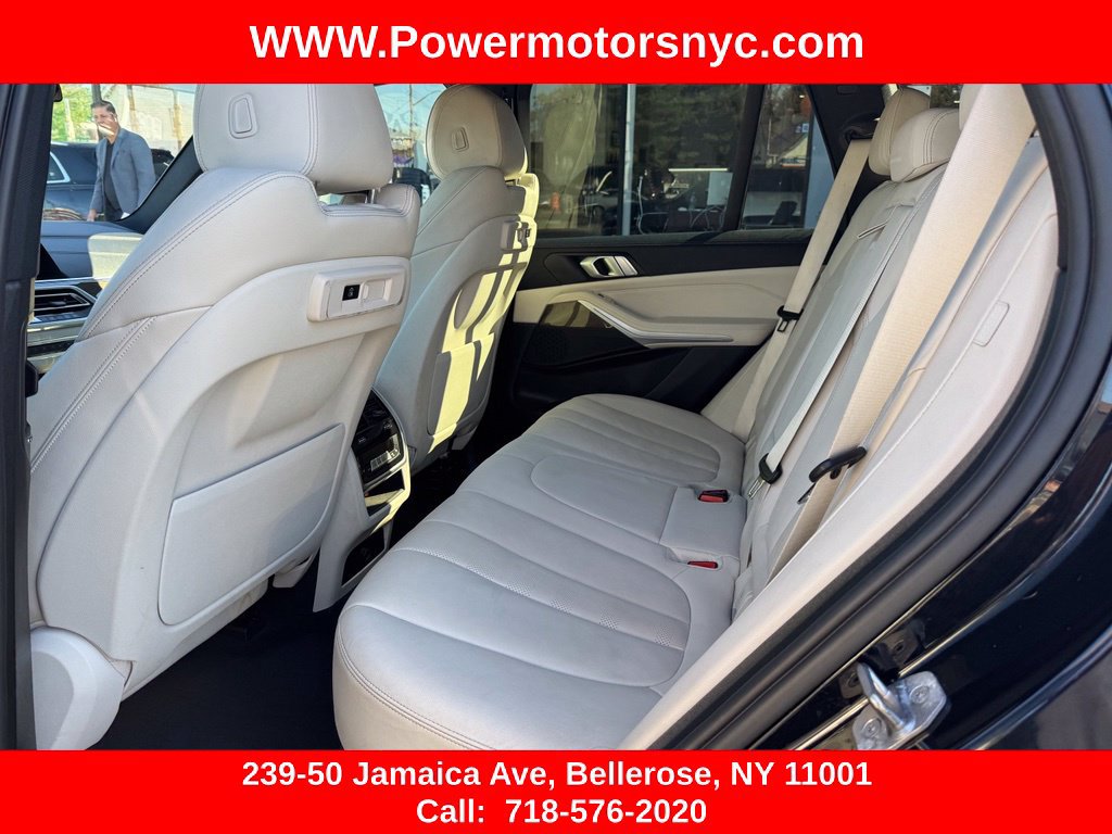 Used 2022 BMW X5 xDrive40i w/ M Sport Package AWD/4WD image 19