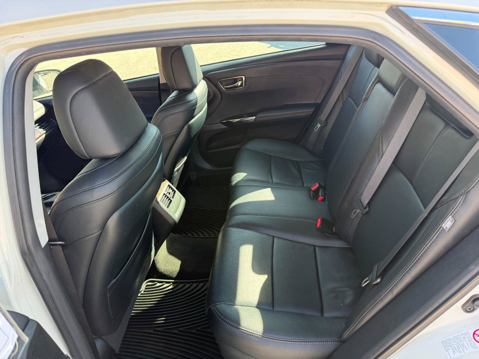 Used 2013 Toyota Avalon XLE Touring FWD image 14