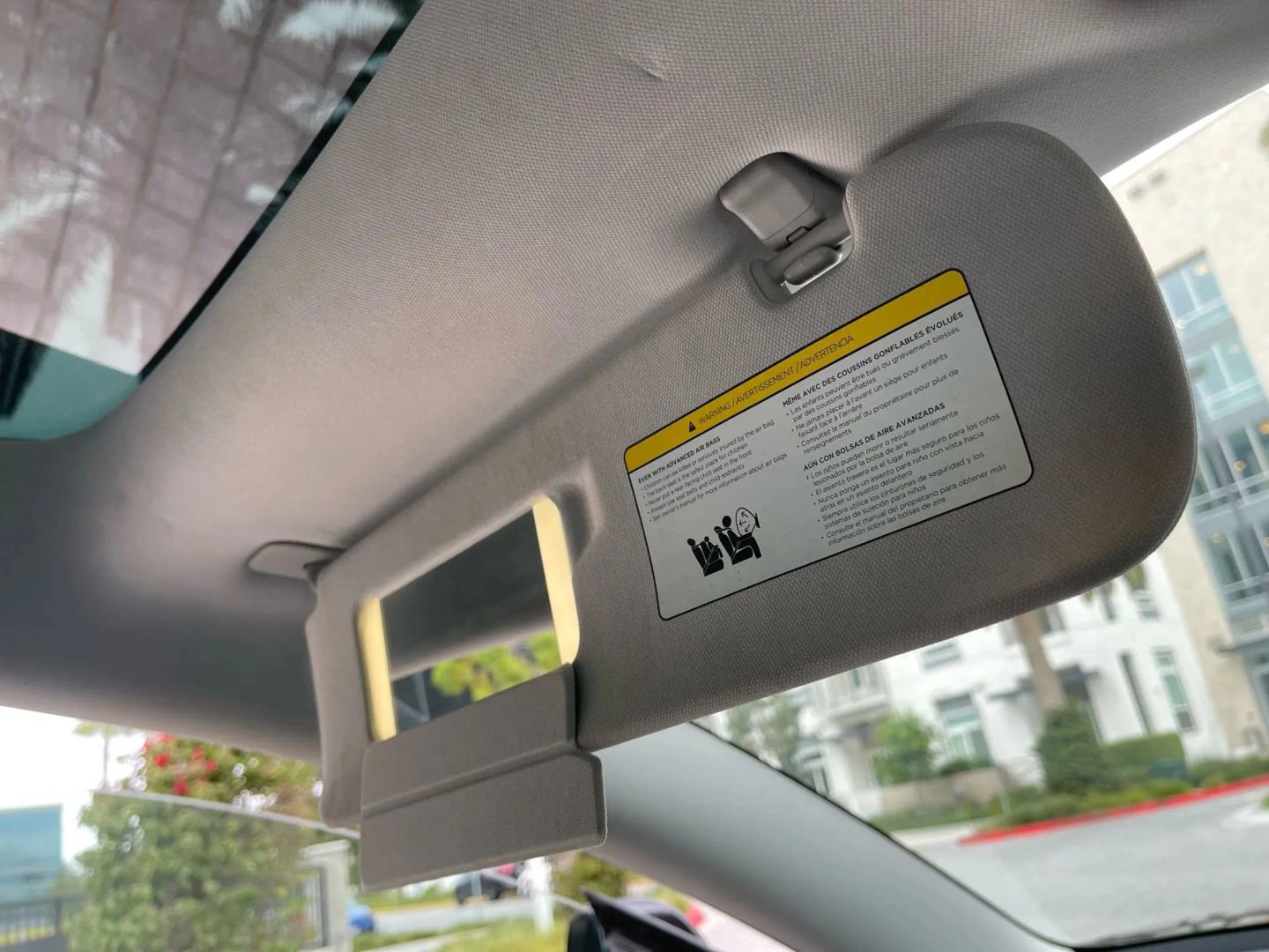 Used 2019 Tesla Model 3 Standard Range Plus image 32