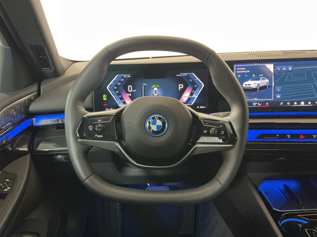 Certified 2025 BMW i5 eDrive40i image 16
