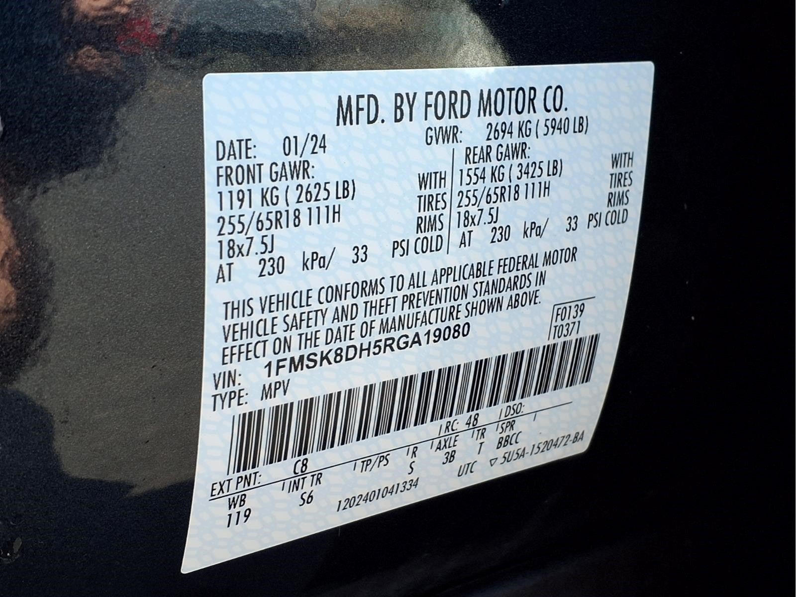 Used 2024 Ford Explorer XLT w/ Equipment Group 202A AWD/4WD image 24