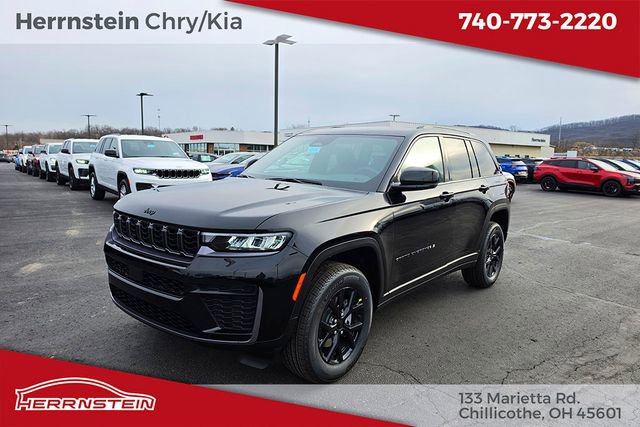 New 2026 Jeep Grand Cherokee Laredo image 3