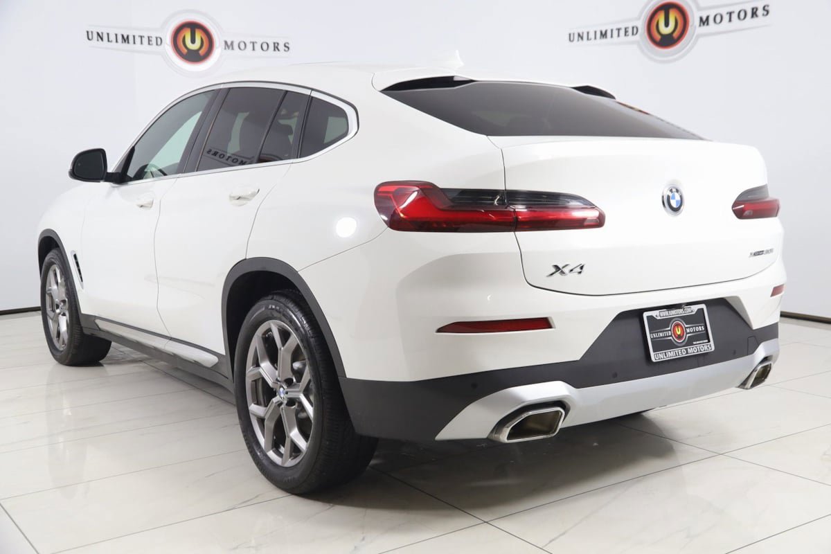 Used 2022 BMW X4 xDrive30i w/ Convenience Package image 4